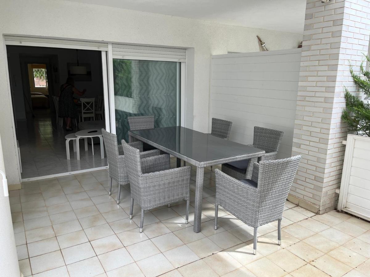 Amplio Apartamento Con Acceso Directo A Piscina Кастел Пладжа де Аро Екстериор снимка